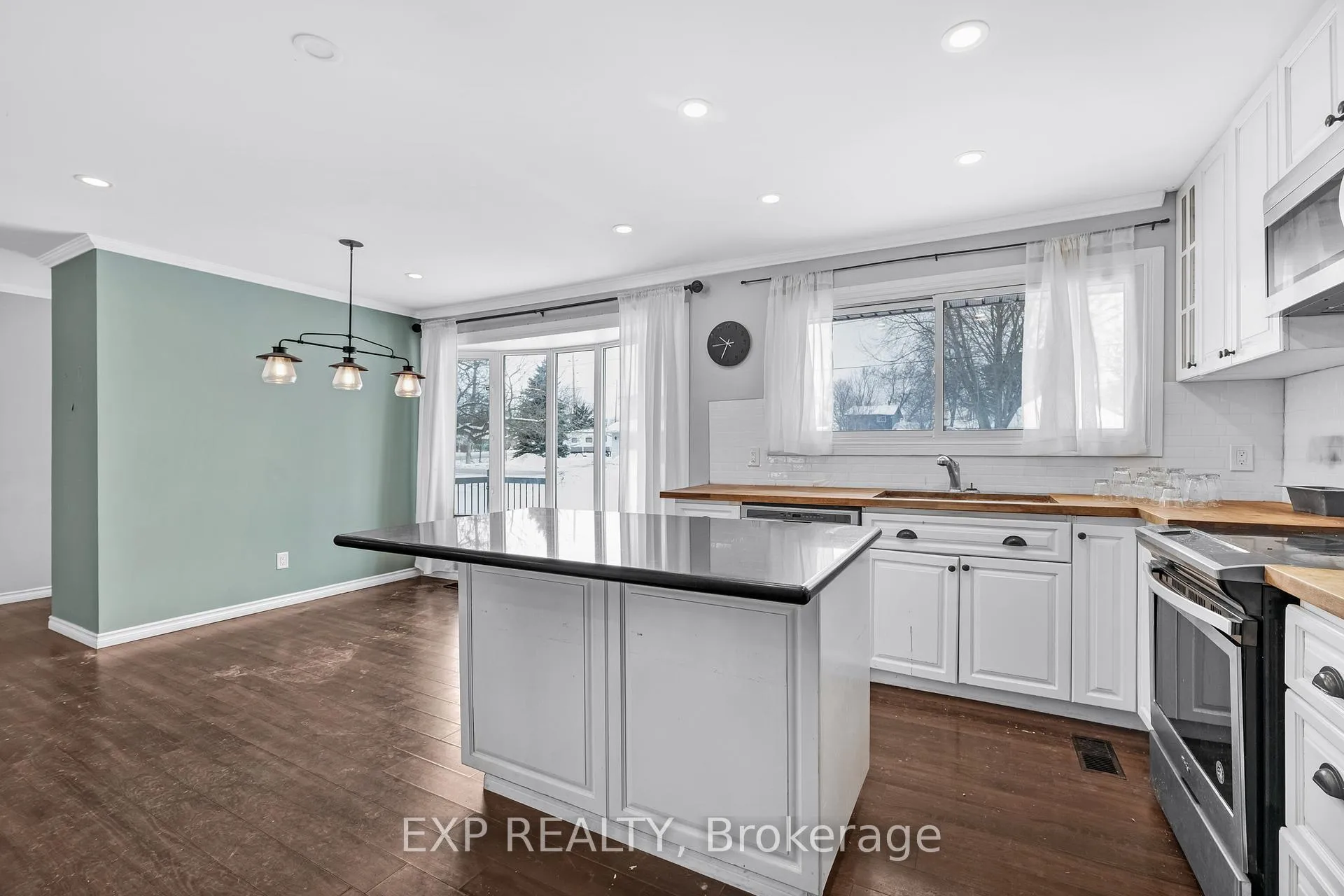 Photo 17 of 183 Spring Road, Georgina, Keswick North — HOMEH