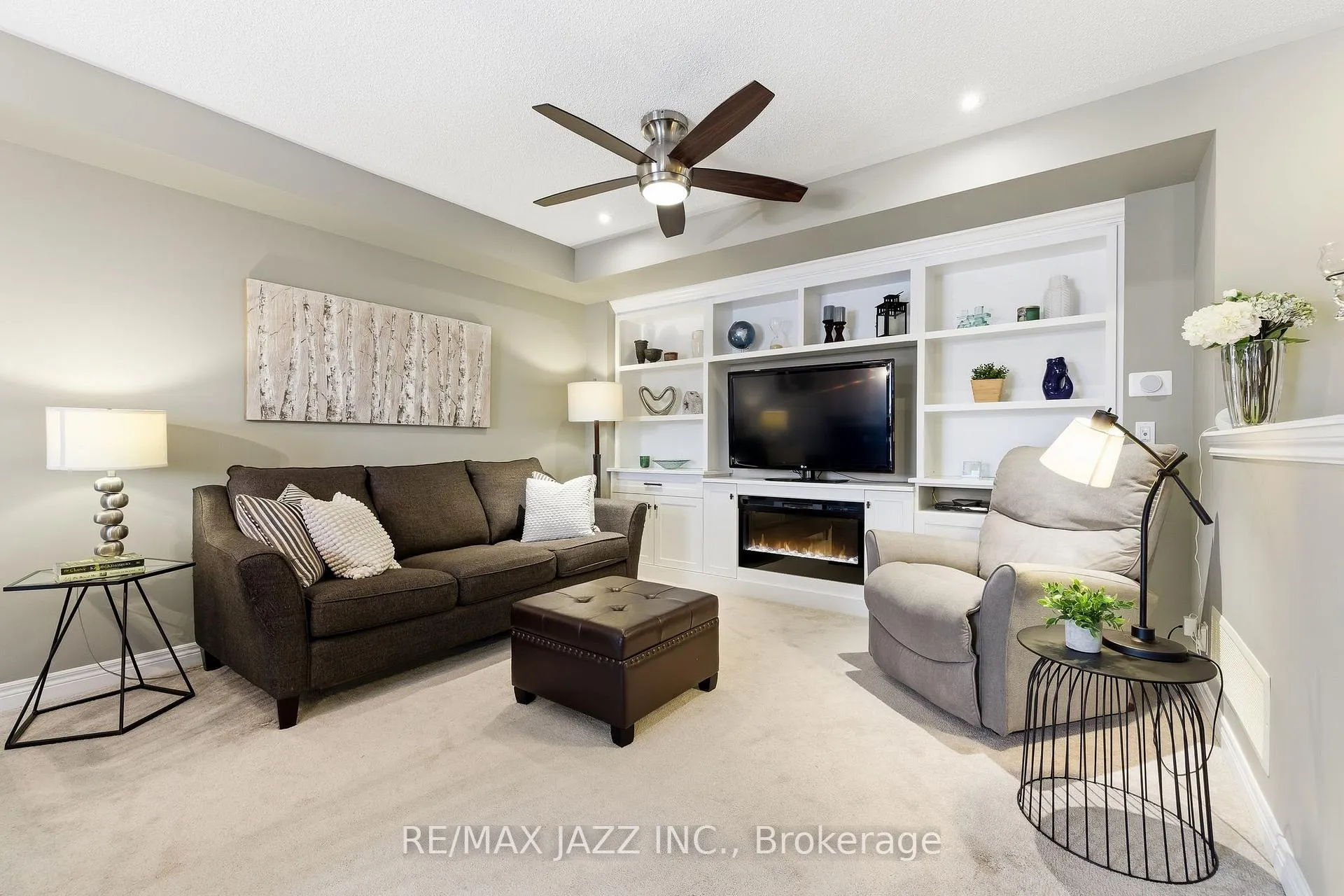 Photo 10 of 31 Great Gabe Crescent, Oshawa, Windfields — HOMEH