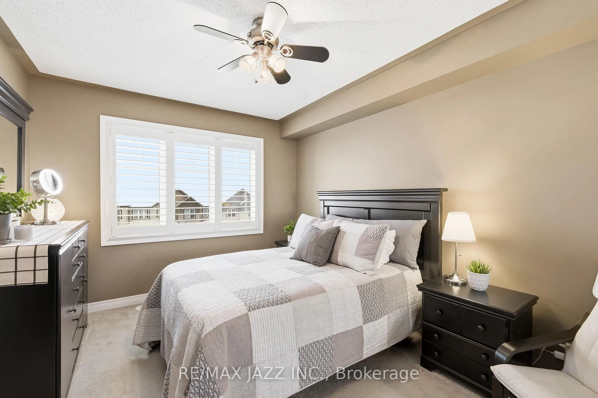 Photo 24 of 31 Great Gabe Crescent, Oshawa, Windfields — HOMEH