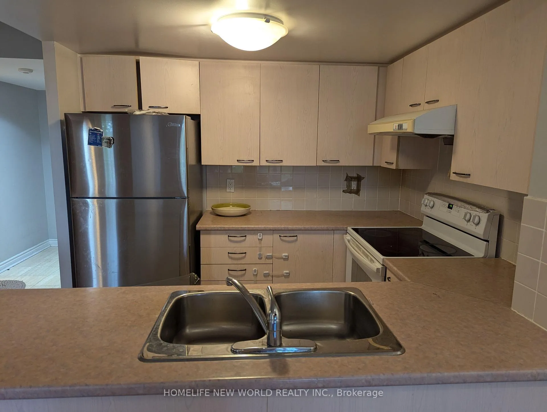 Photo 22 of Unit 301, 130 Pond Drive, Markham, Commerce Valley — HOMEH