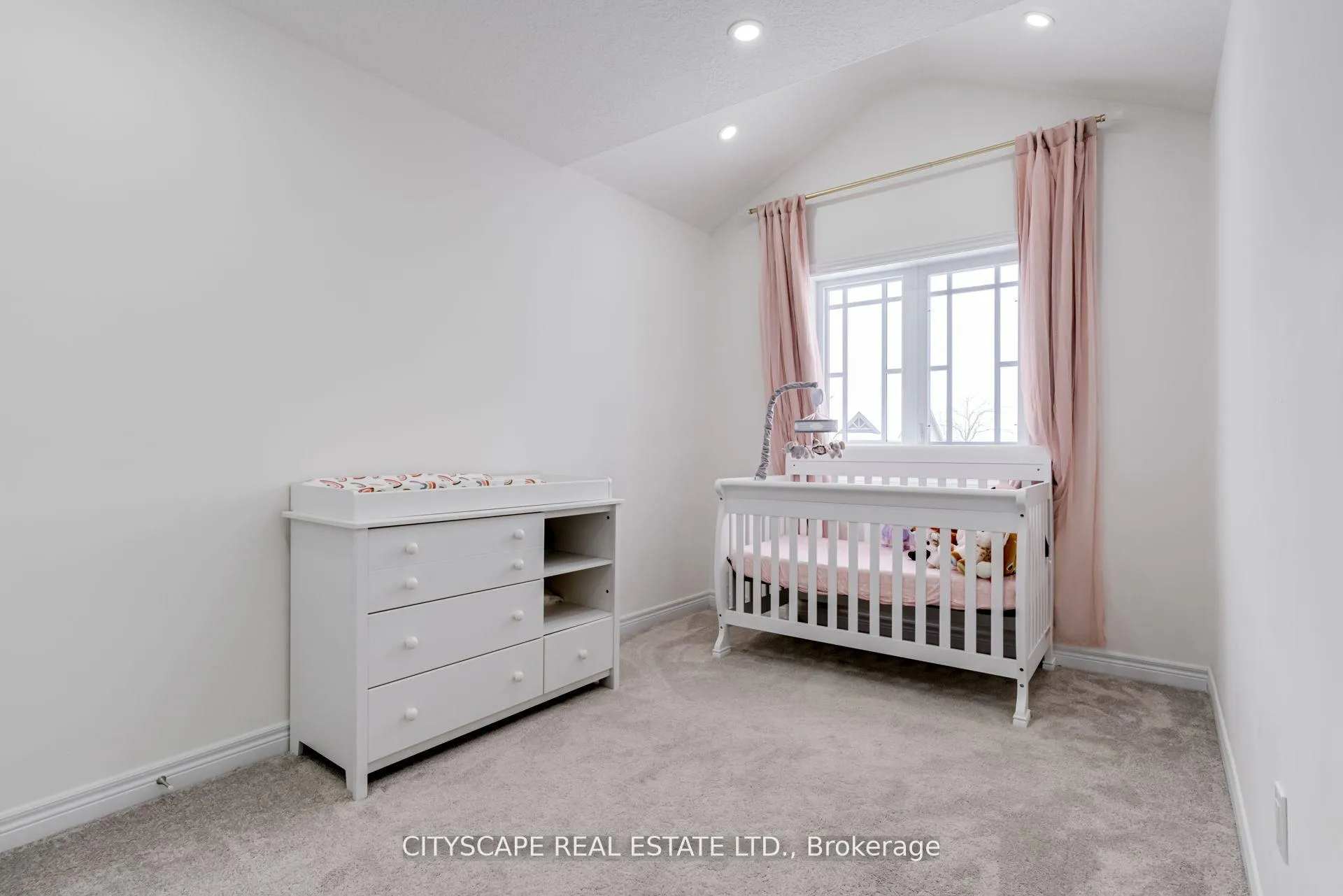 Photo 34 of 145 Stonebrook Way, Grey Highlands — HOMEH