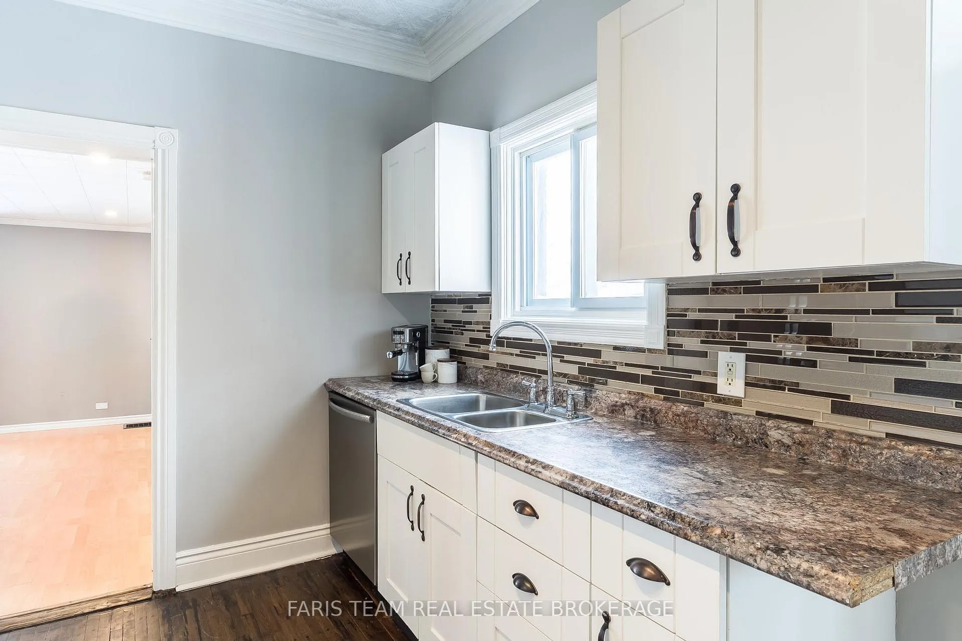 Photo 7 of 452 Hannah Street, Midland — HOMEH