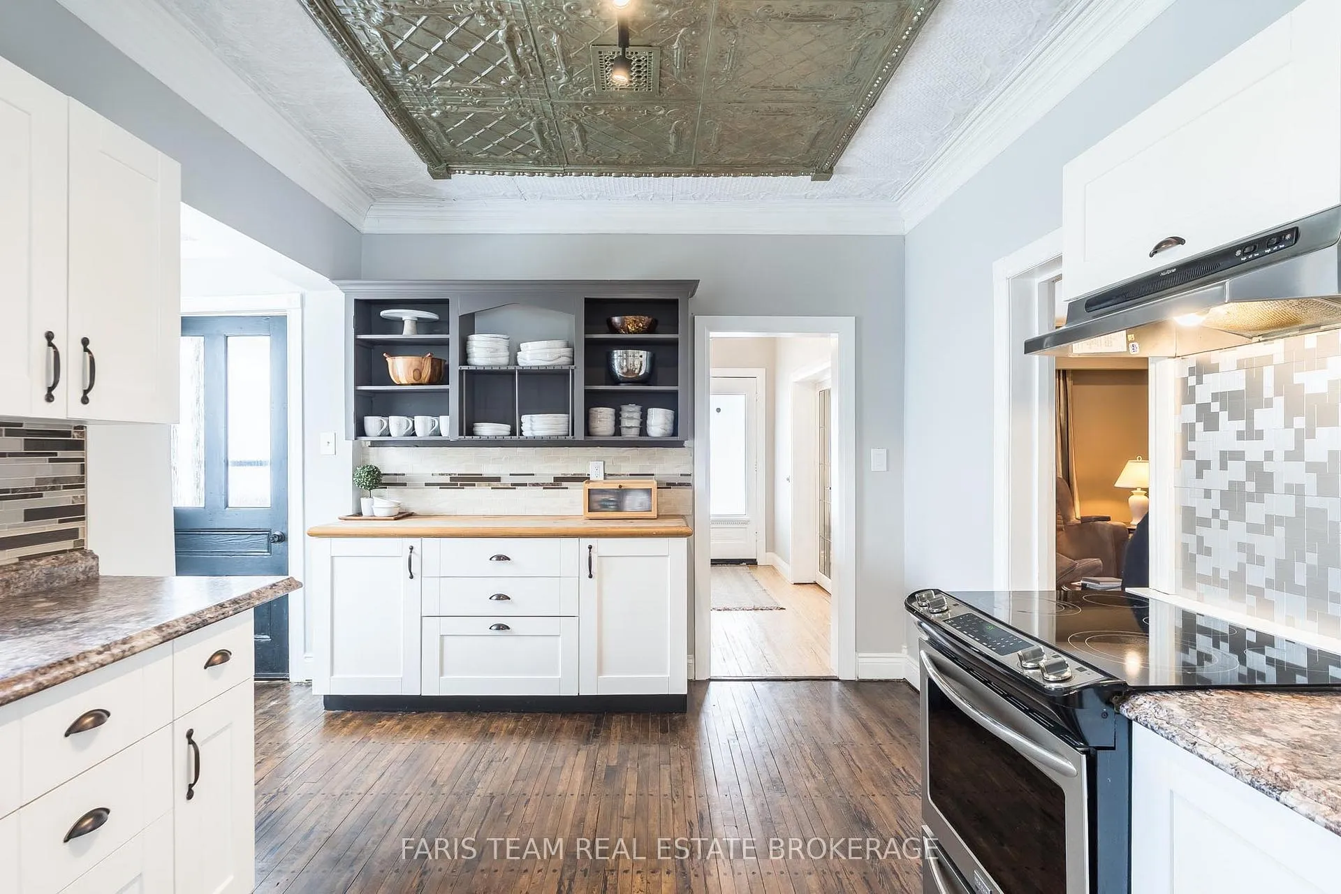 Photo 9 of 452 Hannah Street, Midland — HOMEH
