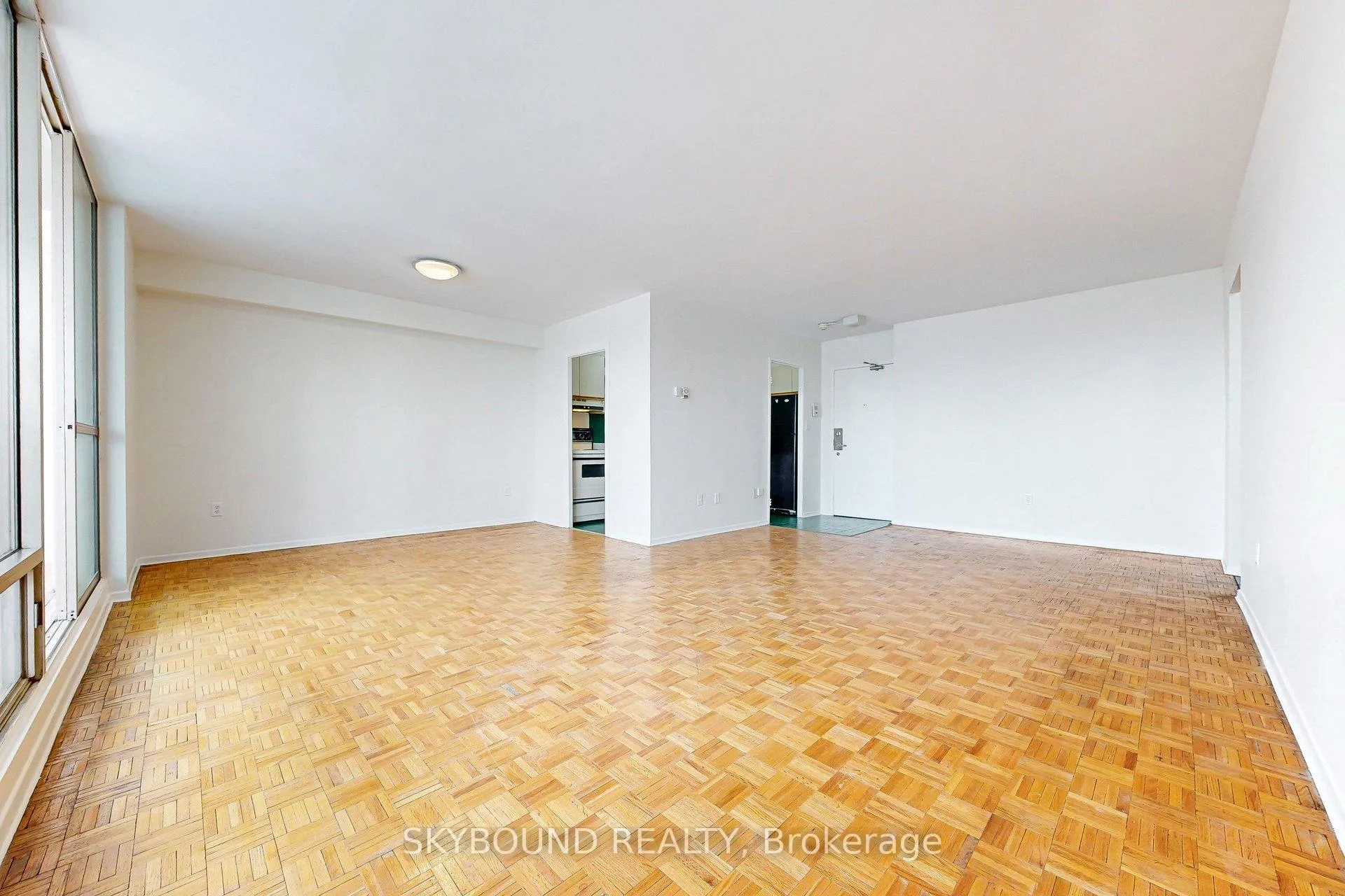 Photo 7 of Unit 2306, 1 Massey Square, Toronto, Crescent Town — HOMEH