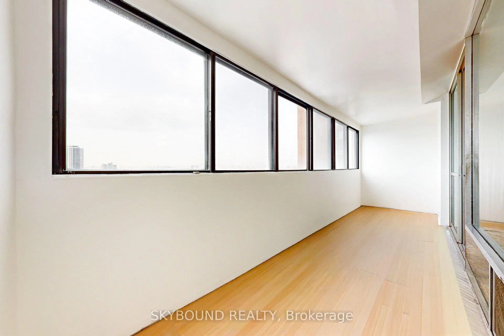 Photo 9 of Unit 2306, 1 Massey Square, Toronto, Crescent Town — HOMEH