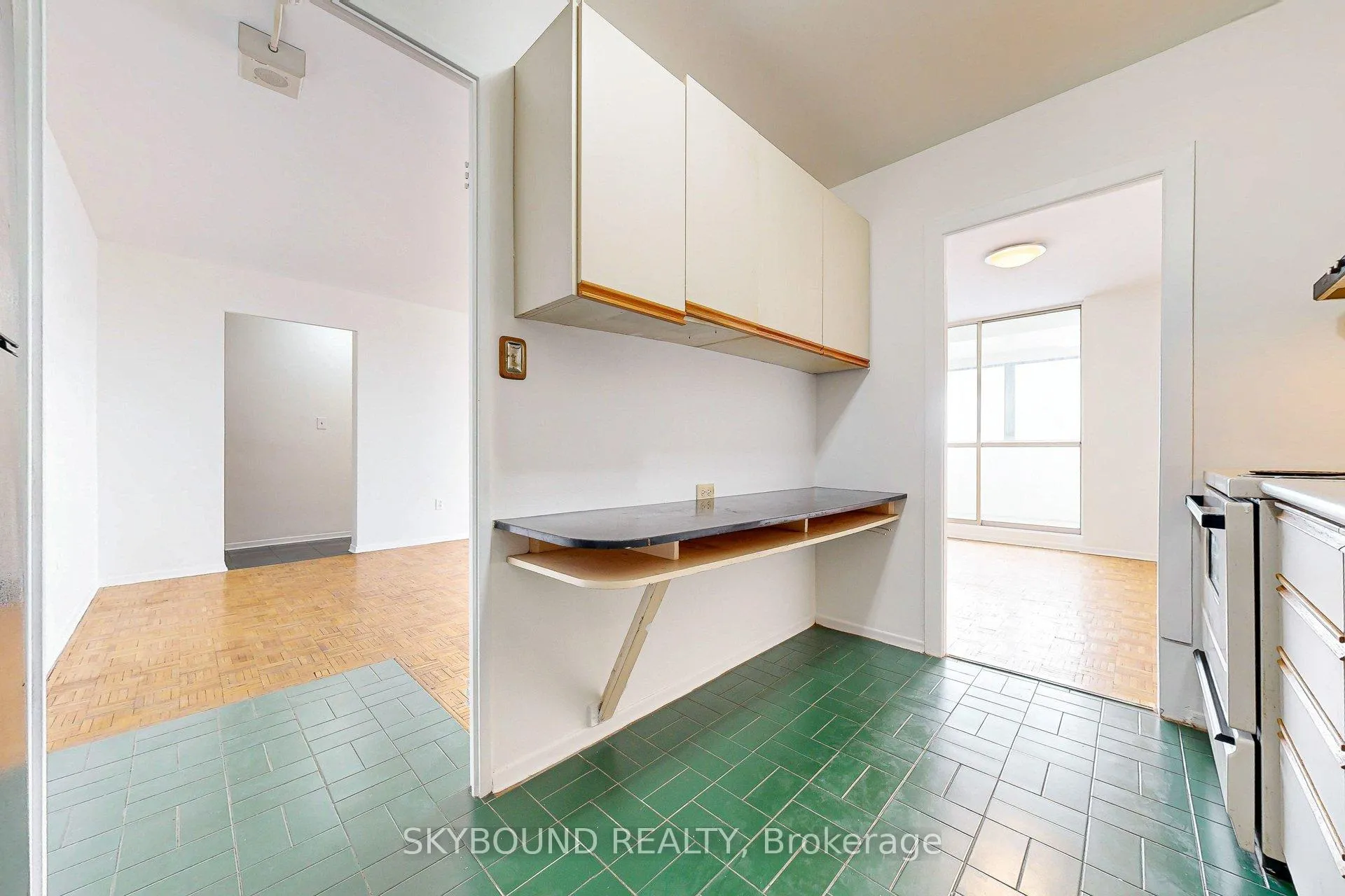 Photo 13 of Unit 2306, 1 Massey Square, Toronto, Crescent Town — HOMEH