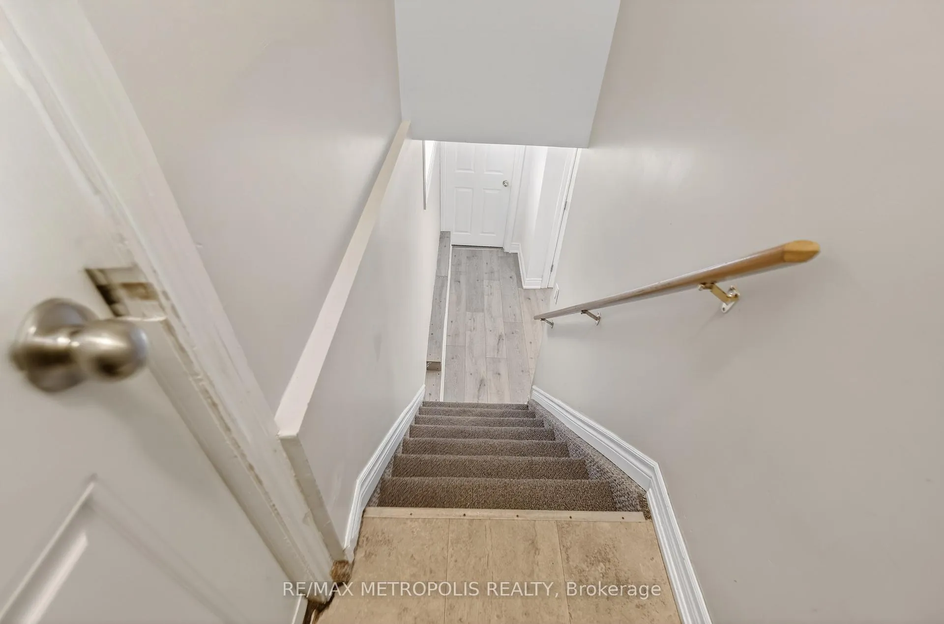 Photo 1 of Unit Bsmt, 266 Napier Street, Barrie, Codrington — HOMEH