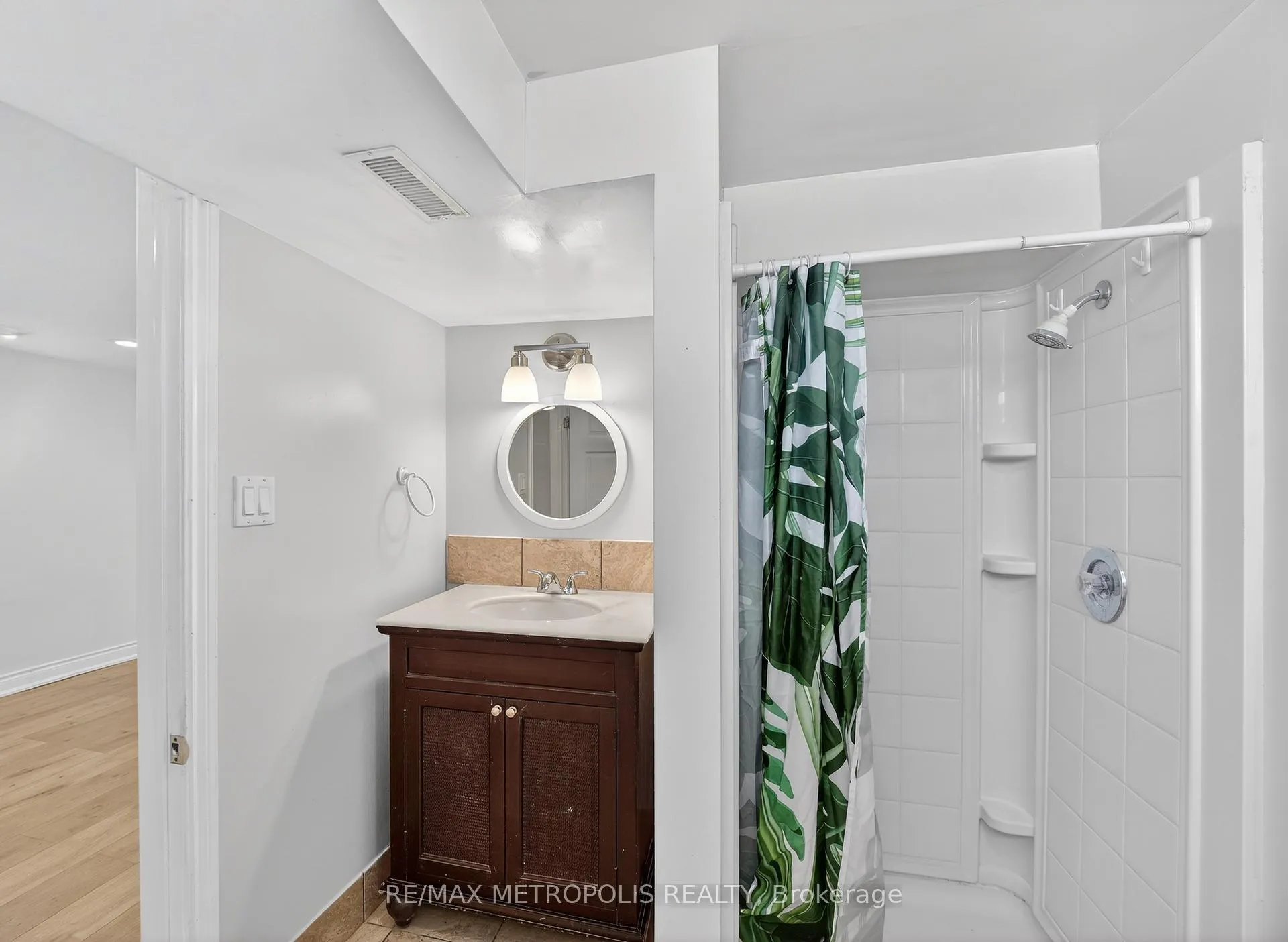 Photo 9 of Unit Bsmt, 266 Napier Street, Barrie, Codrington — HOMEH