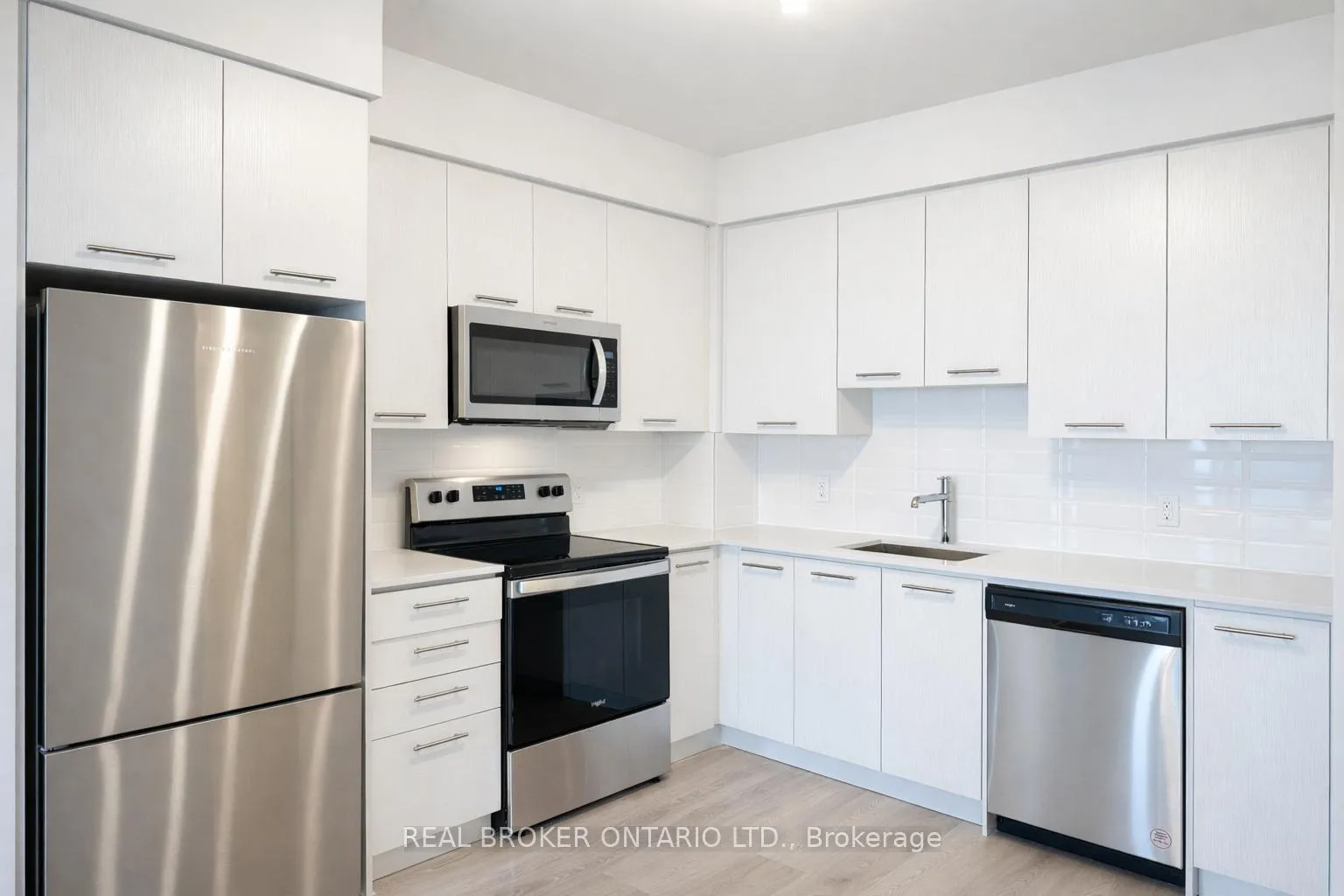Photo 11 of Unit 1306, 385 Winston Road, Grimsby, Grimsby Beach — HOMEH