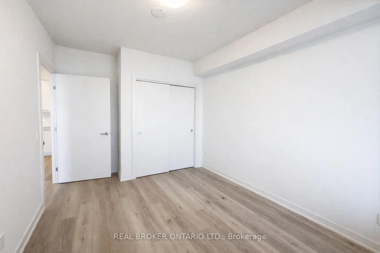 Photo 18 of Unit 1306, 385 Winston Road, Grimsby, Grimsby Beach — HOMEH