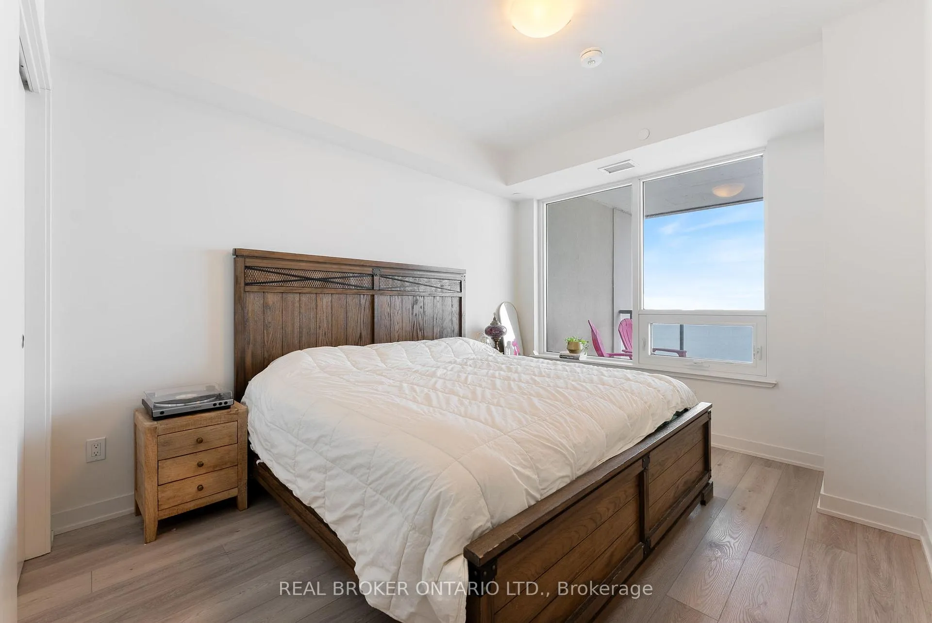 Photo 21 of Unit 1306, 385 Winston Road, Grimsby, Grimsby Beach — HOMEH