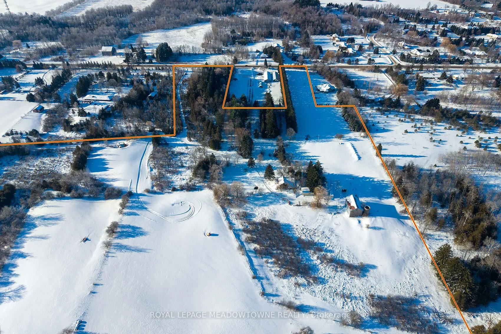 Photo 17 of 14165 Trafalgar Road, Halton Hills, Rural Halton Hills — HOMEH