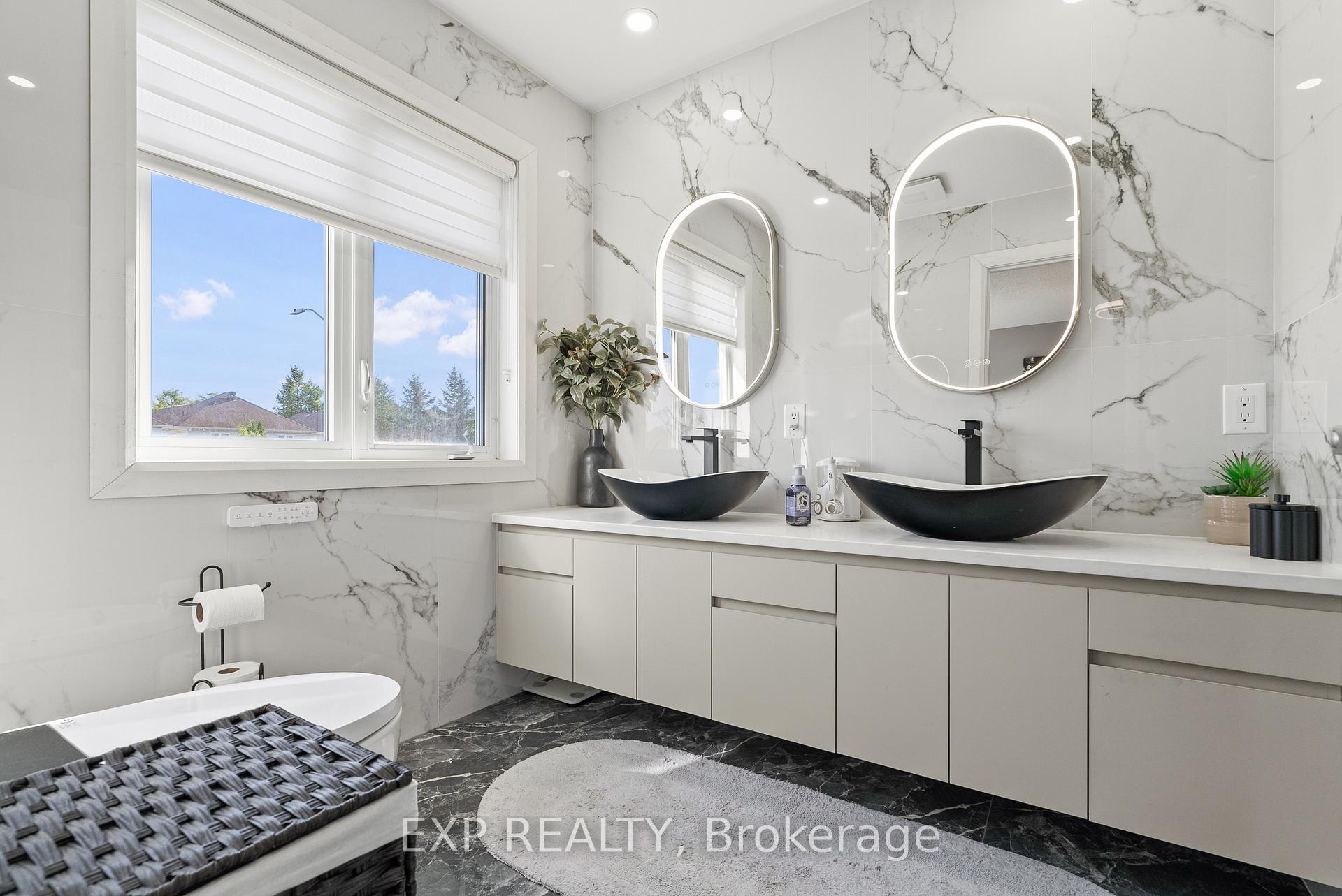 Photo 18 of 229 Duntroon Circle, Ottawa, Hunt Club Park/Greenboro — HOMEH