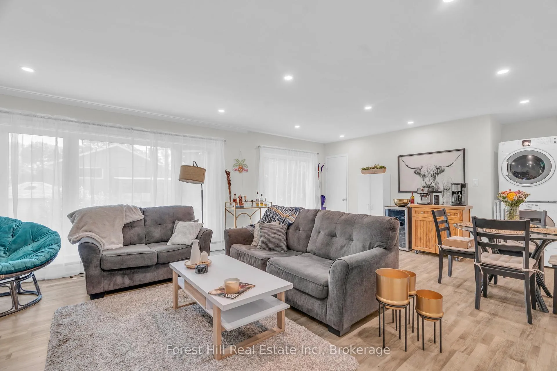 Photo 13 of 110 Stonybrook Drive, Kitchener — HOMEH