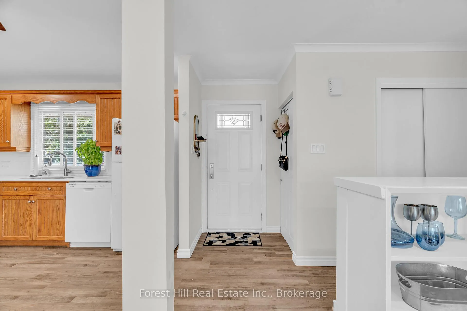 Photo 19 of 110 Stonybrook Drive, Kitchener — HOMEH
