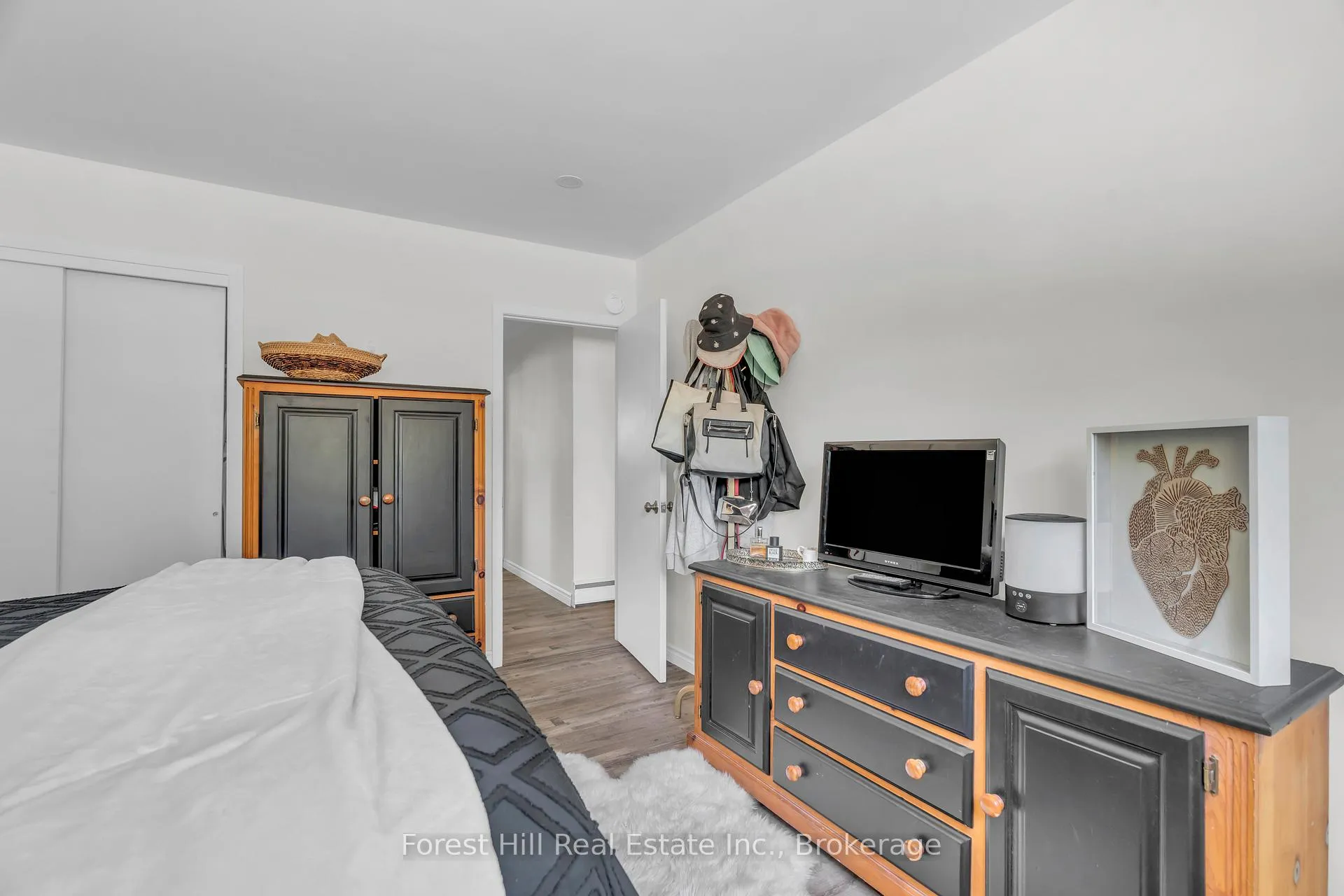 Photo 24 of 110 Stonybrook Drive, Kitchener — HOMEH