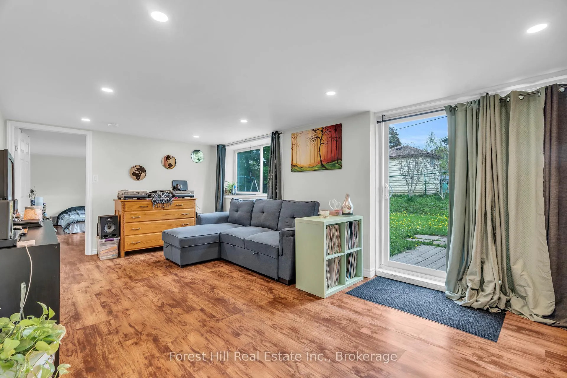 Photo 28 of 110 Stonybrook Drive, Kitchener — HOMEH