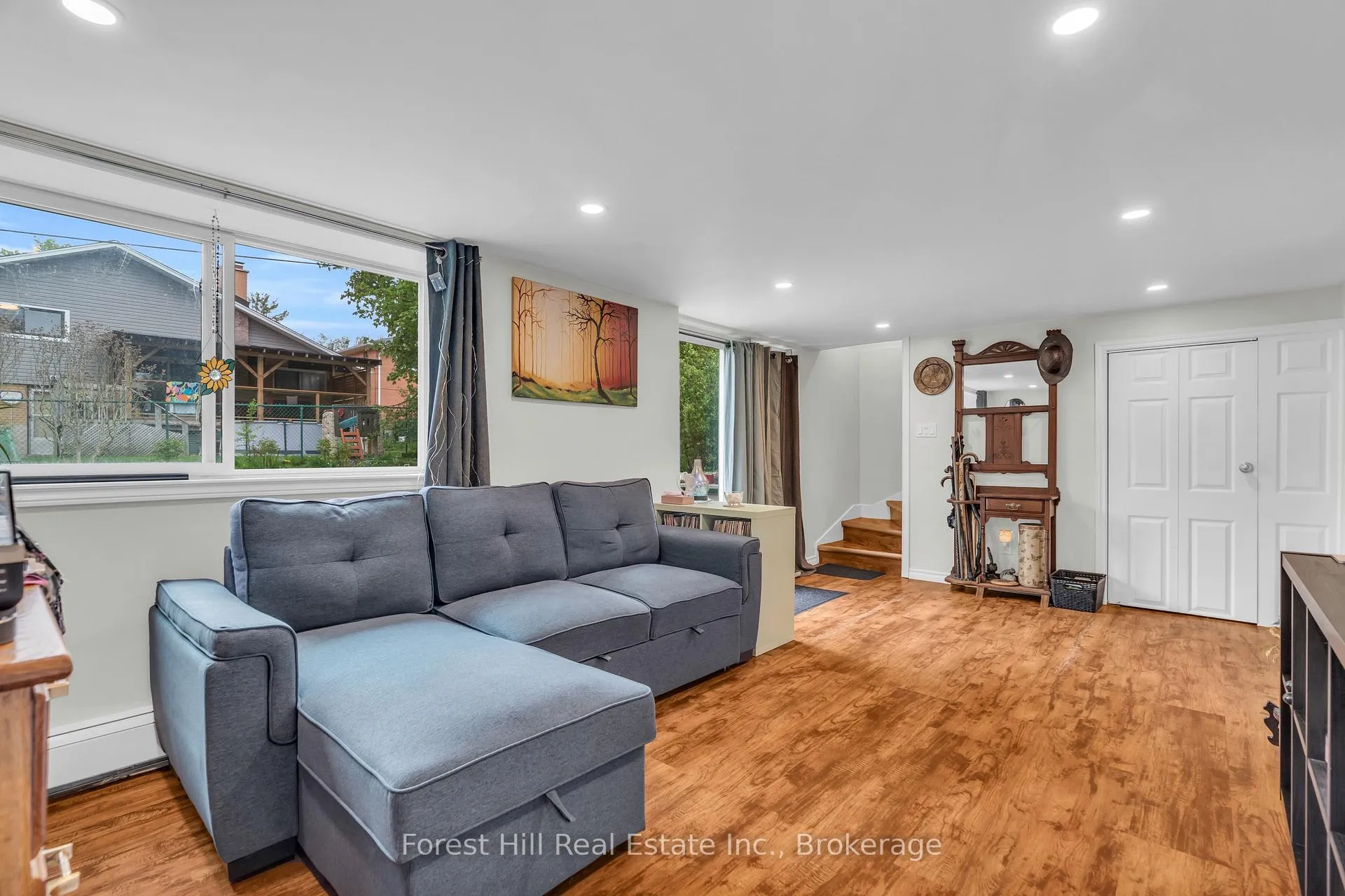 Photo 31 of 110 Stonybrook Drive, Kitchener — HOMEH