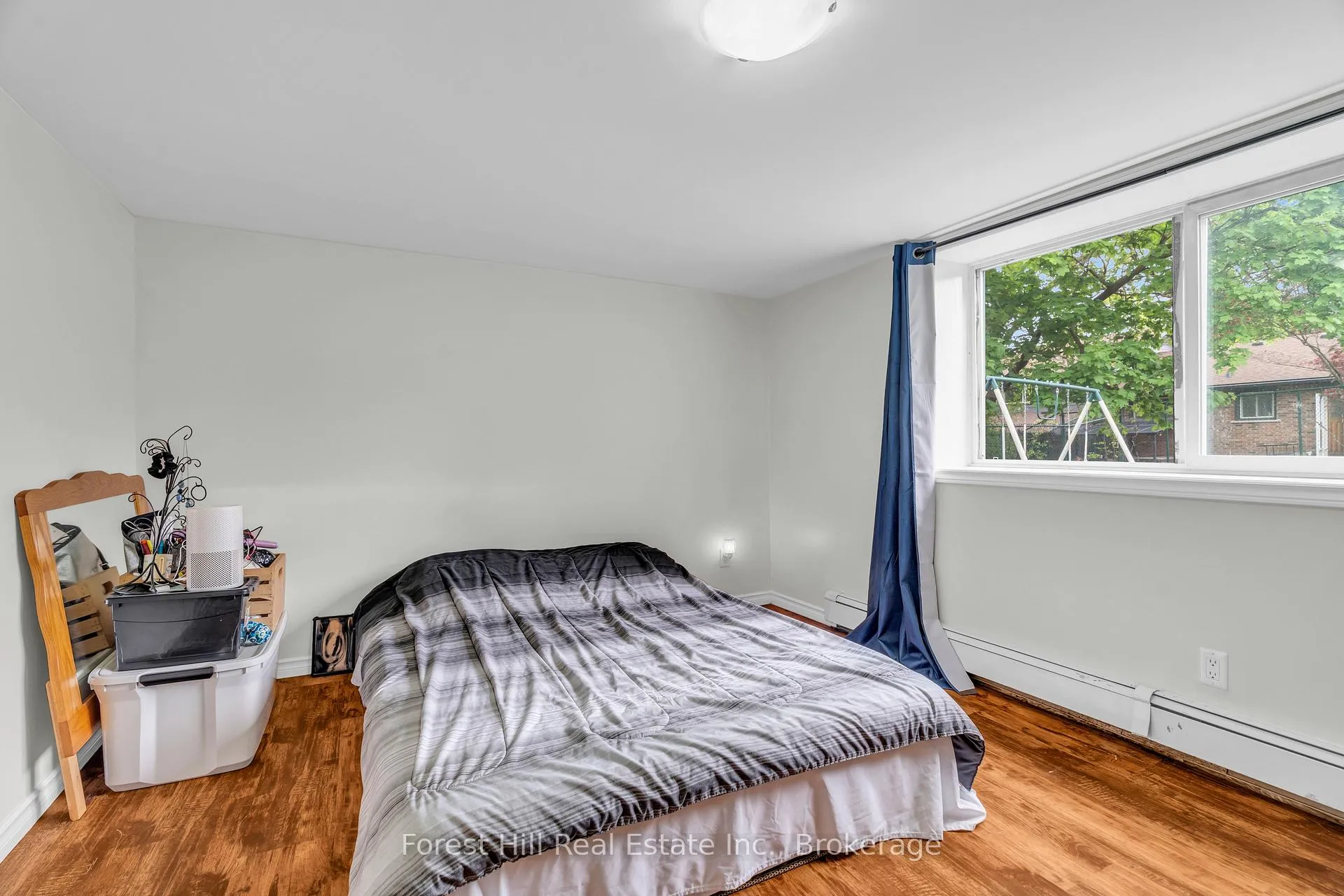 Photo 32 of 110 Stonybrook Drive, Kitchener — HOMEH