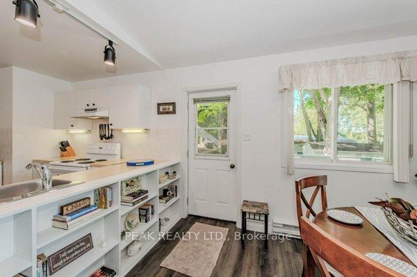 Photo 9 of 214 2 Road S, Mapleton, Rural Mapleton — HOMEH