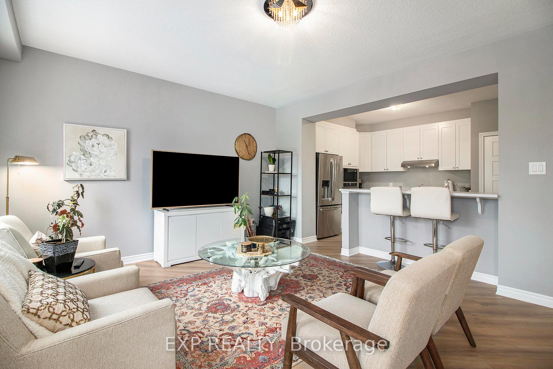 Photo 5 of 817 Kiniw Private, Ottawa, CFB Rockcliffe and Area — HOMEH