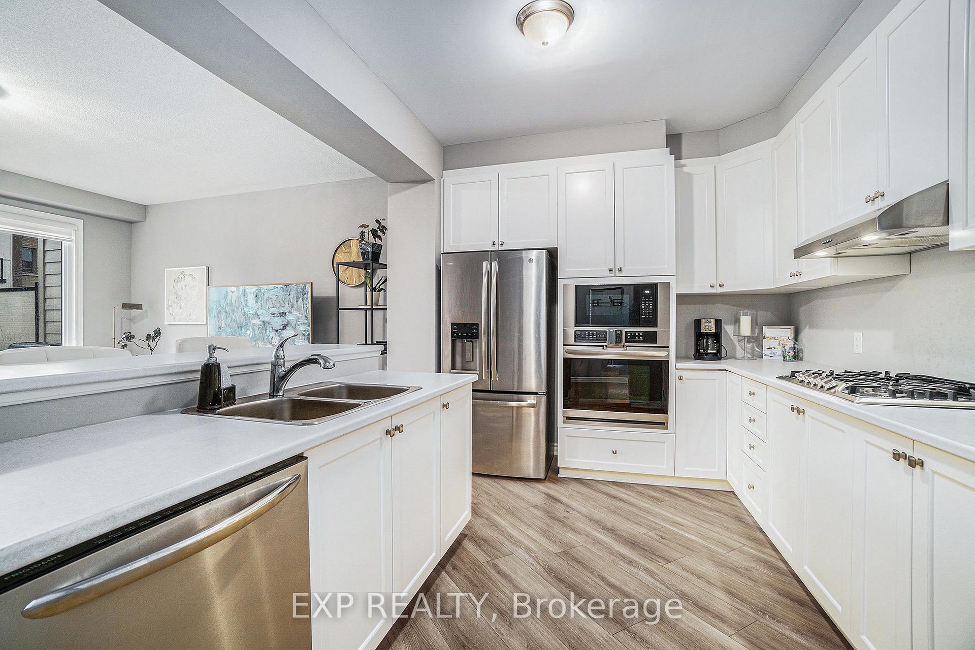 Photo 10 of 817 Kiniw Private, Ottawa, CFB Rockcliffe and Area — HOMEH