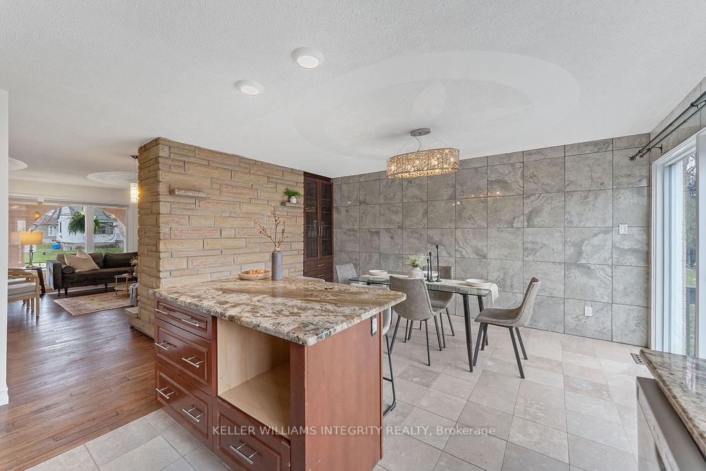 Photo 9 of 62 Chippewa Avenue, Ottawa, Meadowlands/St. Claire Gardens — HOMEH