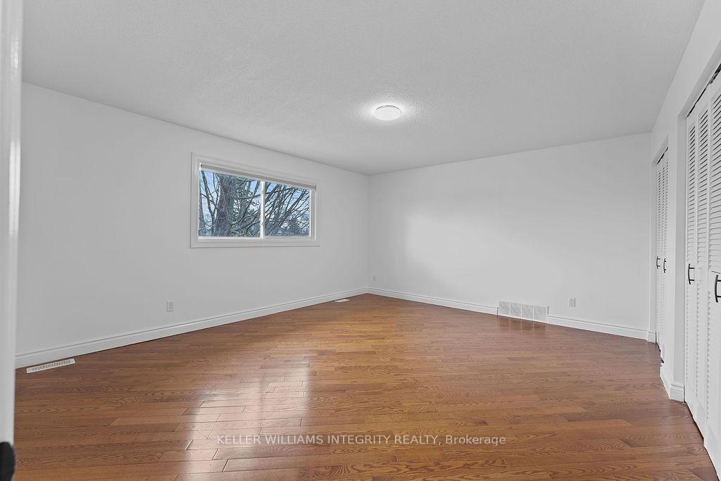 Photo 23 of 62 Chippewa Avenue, Ottawa, Meadowlands/St. Claire Gardens — HOMEH