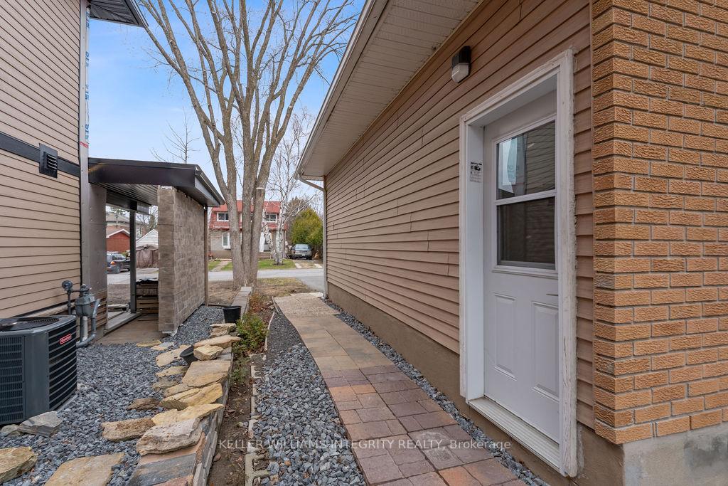 Photo 29 of 62 Chippewa Avenue, Ottawa, Meadowlands/St. Claire Gardens — HOMEH