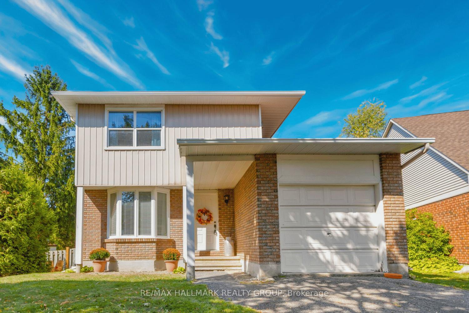 Photo 1 of 7 Naismith Crescent, Ottawa, Kanata - Katimavik — HOMEH