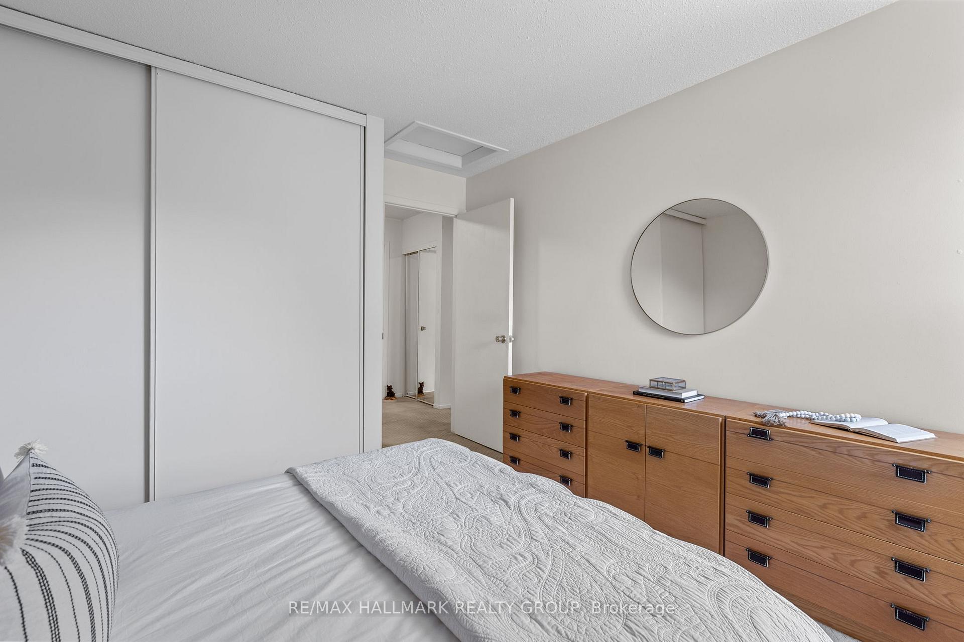 Photo 19 of 7 Naismith Crescent, Ottawa, Kanata - Katimavik — HOMEH