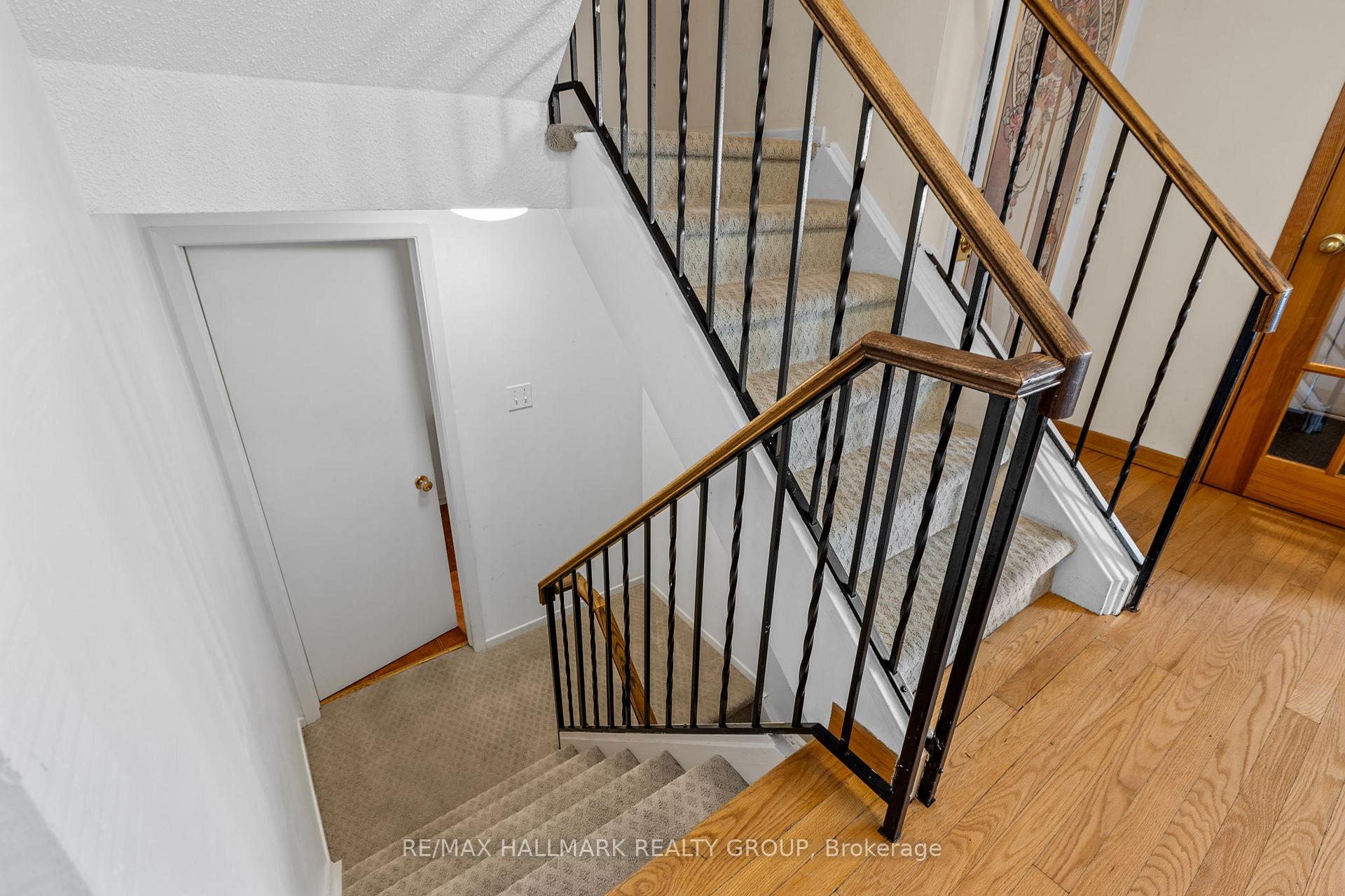 Photo 20 of 7 Naismith Crescent, Ottawa, Kanata - Katimavik — HOMEH