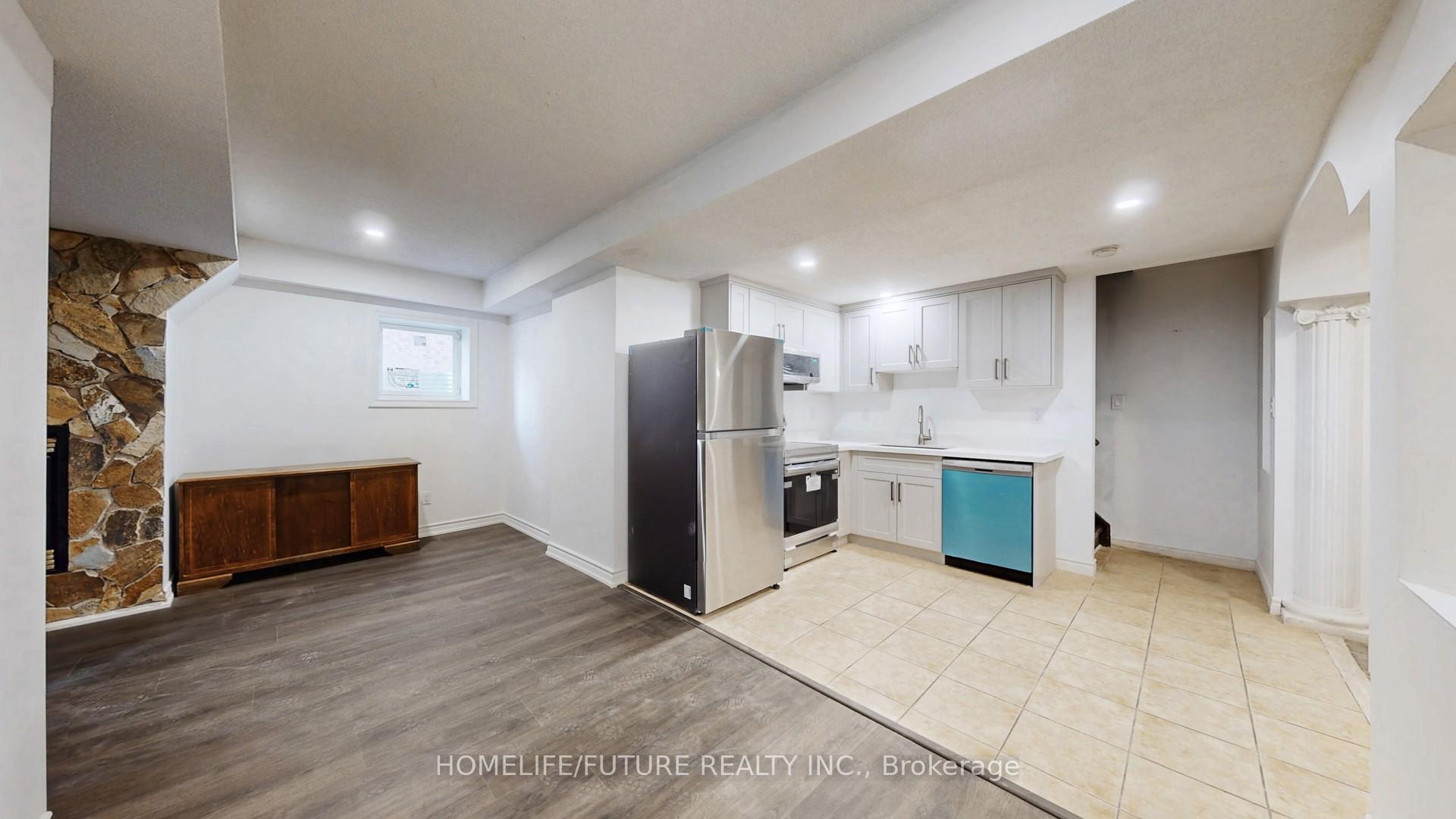 Photo 5 of Unit Bsmt Unit 2, 75 Silver Rose Crescent, Markham, Cachet — HOMEH