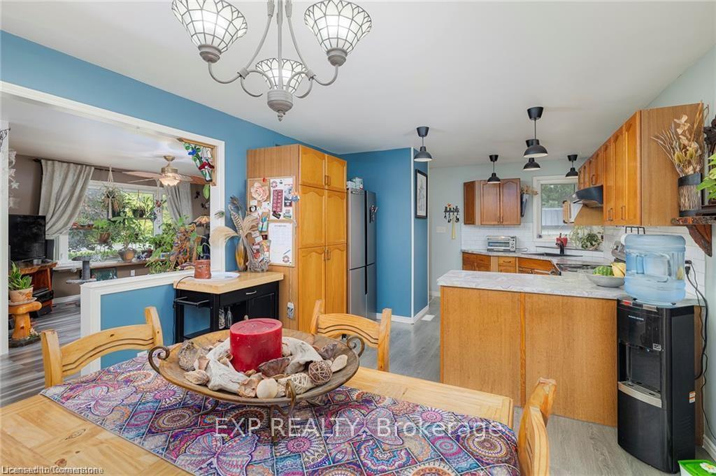 Photo 5 of 1020 Main Street, Howick — HOMEH