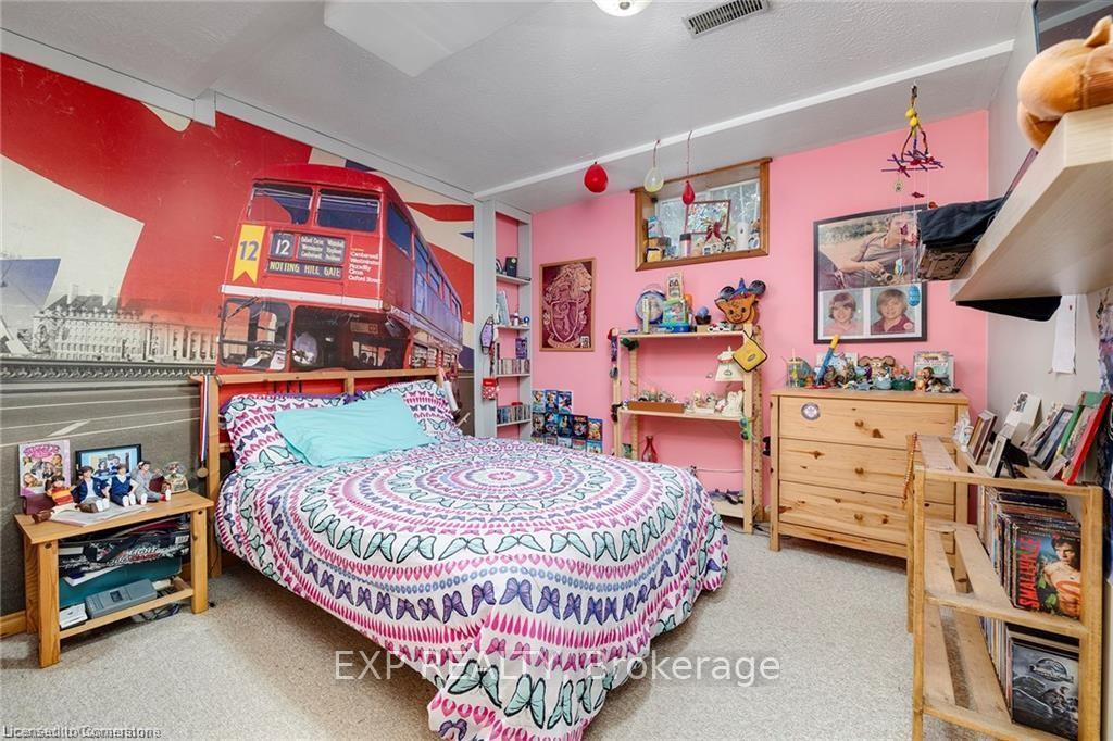 Photo 14 of 1020 Main Street, Howick — HOMEH