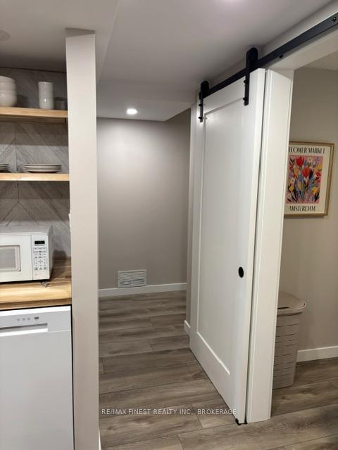 Photo 10 of Unit B, 1534 Crimson Crescent, Kingston, City Northwest — HOMEH