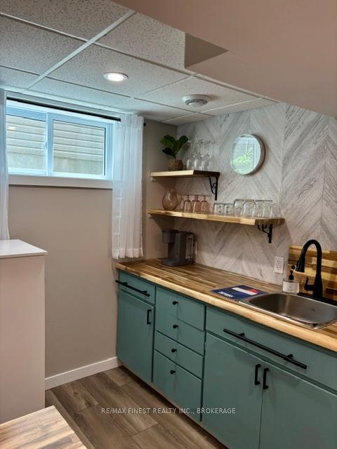 Photo 13 of Unit B, 1534 Crimson Crescent, Kingston, City Northwest — HOMEH
