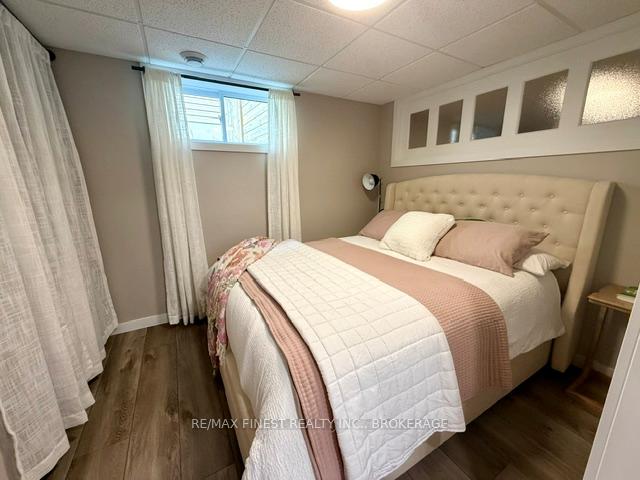Photo 14 of Unit B, 1534 Crimson Crescent, Kingston, City Northwest — HOMEH