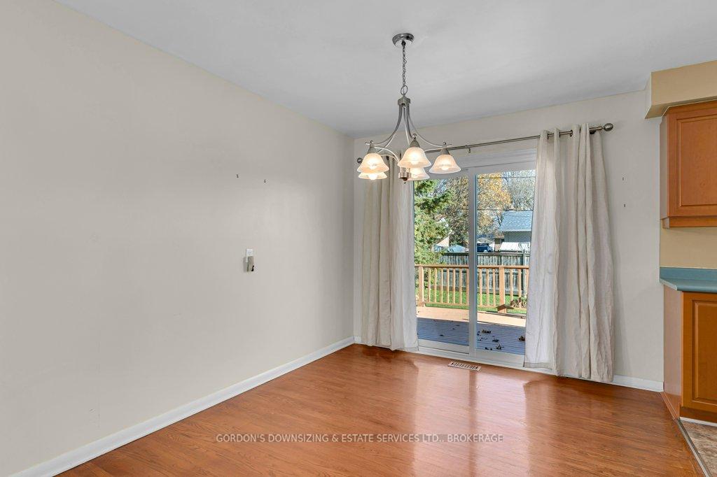 Photo 10 of 59 Oxford Crescent, Loyalist, Amherstview — HOMEH