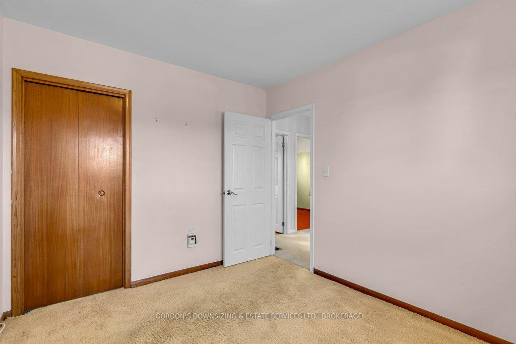 Photo 25 of 59 Oxford Crescent, Loyalist, Amherstview — HOMEH