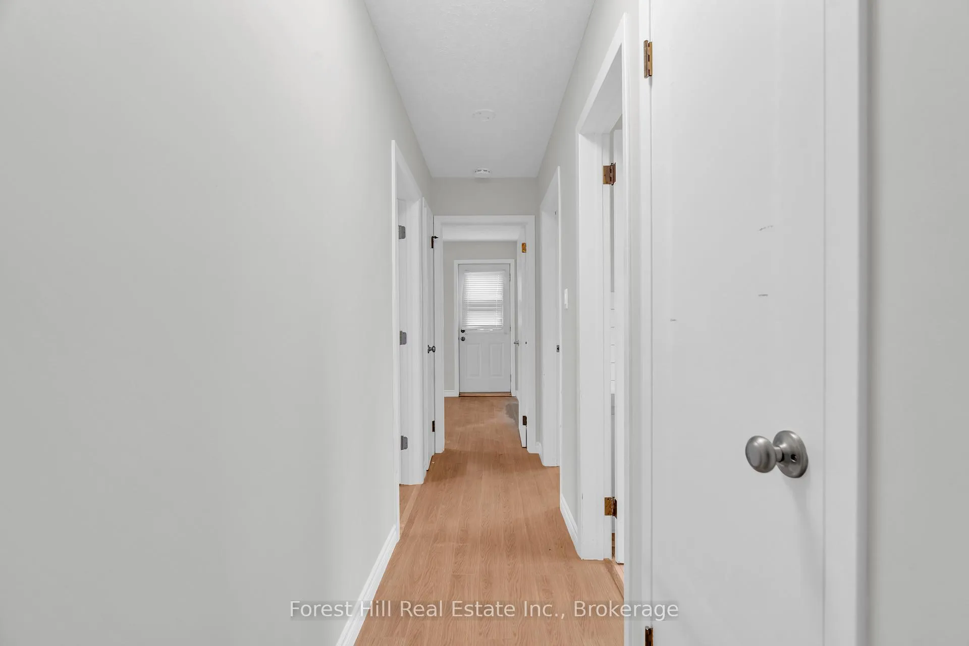 Photo 15 of 35 Shaftsbury Drive, Kitchener — HOMEH