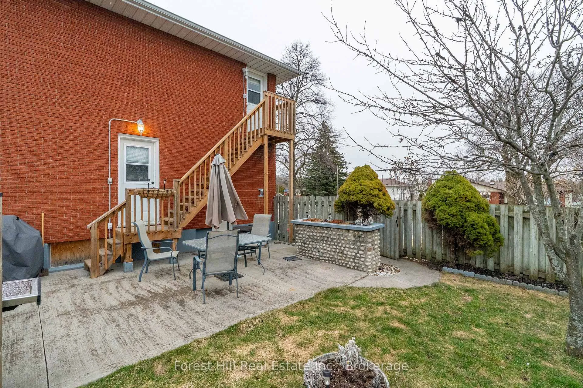 Photo 31 of 35 Shaftsbury Drive, Kitchener — HOMEH