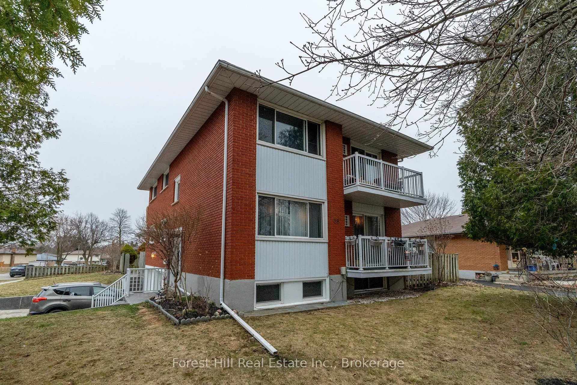 Photo 36 of 35 Shaftsbury Drive, Kitchener — HOMEH