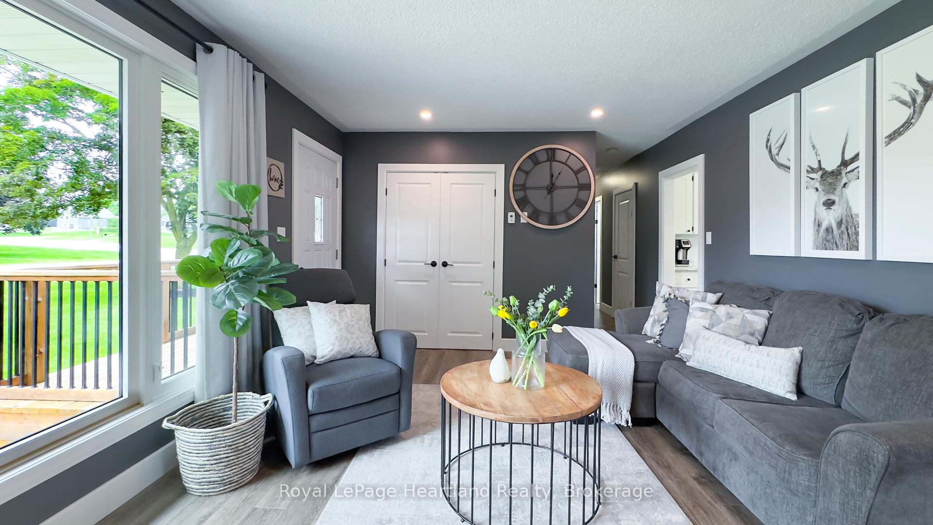 Photo 5 of 31 North Street, Huron East, Egmondville — HOMEH