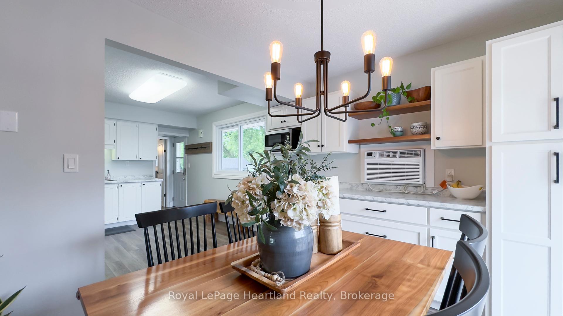 Photo 9 of 31 North Street, Huron East, Egmondville — HOMEH
