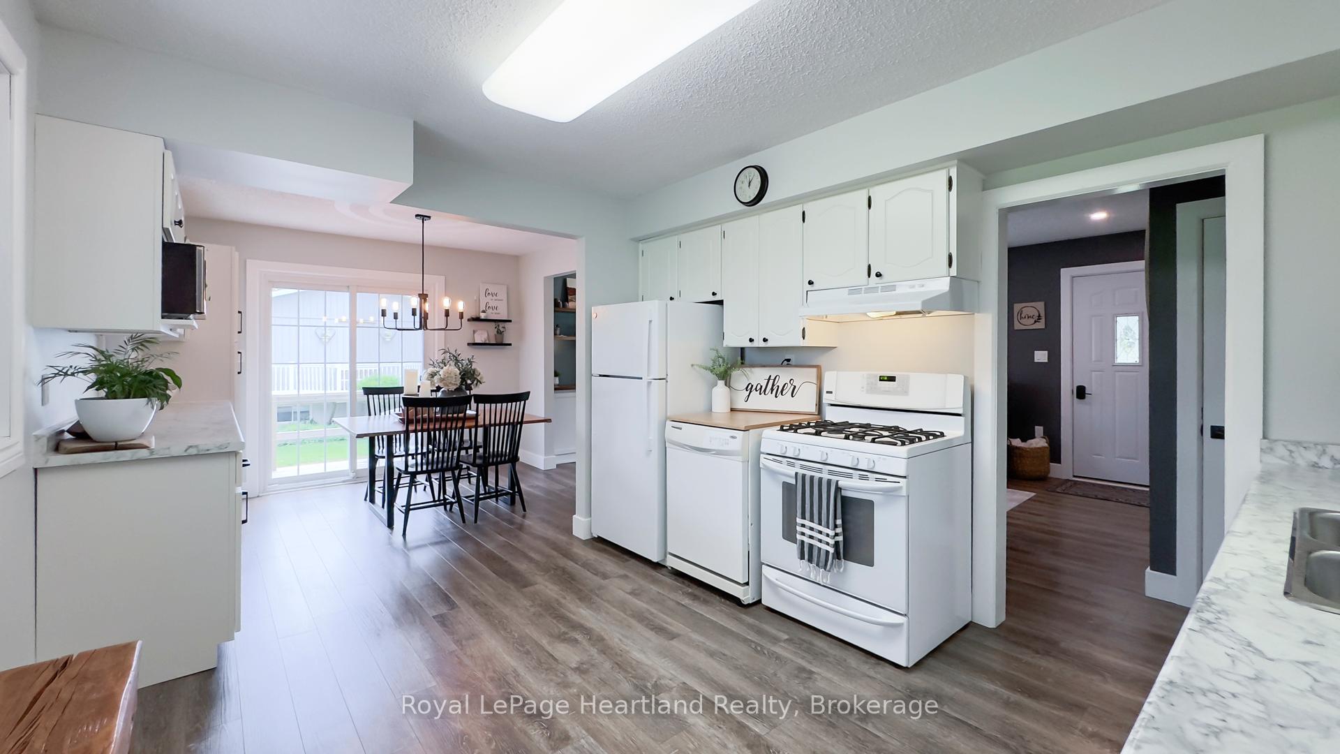 Photo 14 of 31 North Street, Huron East, Egmondville — HOMEH