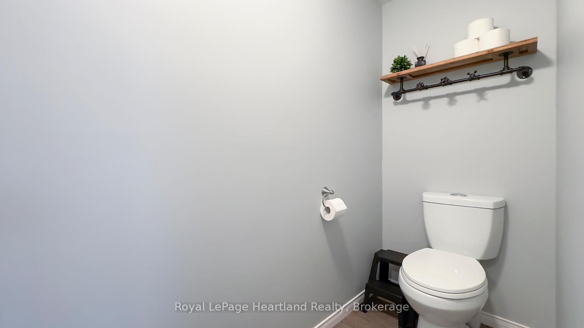 Photo 31 of 31 North Street, Huron East, Egmondville — HOMEH