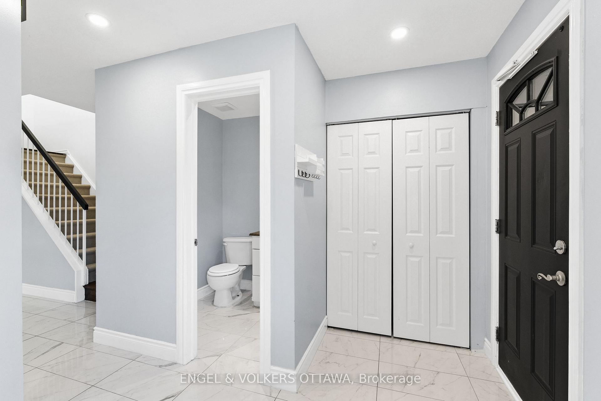 Photo 3 of 49 Burlington Crescent, Ottawa, Hunt Club Park/Greenboro — HOMEH
