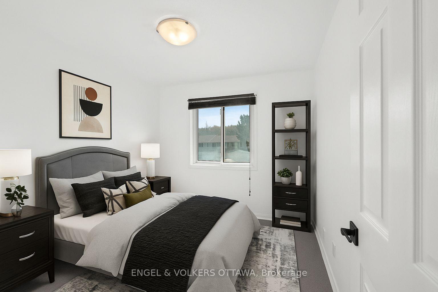 Photo 21 of 49 Burlington Crescent, Ottawa, Hunt Club Park/Greenboro — HOMEH