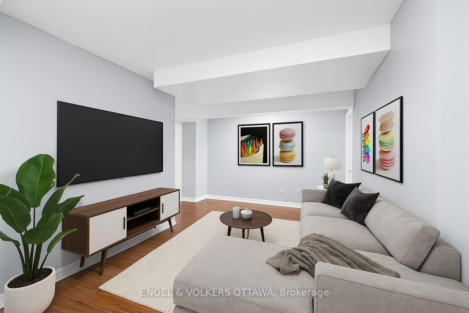 Photo 23 of 49 Burlington Crescent, Ottawa, Hunt Club Park/Greenboro — HOMEH